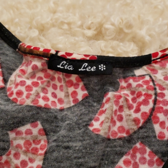 Lia Lee Asian Inspired Festive Shirt - Picture 2 of 4